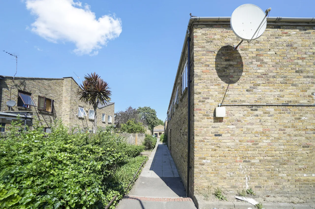 Cubitt Terrace, London, SW4, photo 13