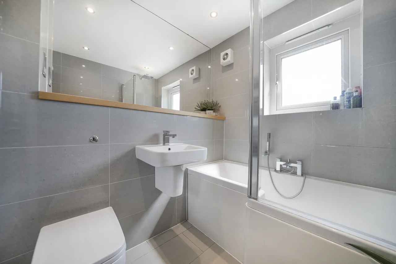 Cubitt Terrace, London, SW4, photo 11