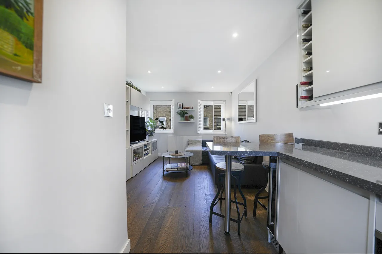 Cubitt Terrace, London, SW4, photo 14
