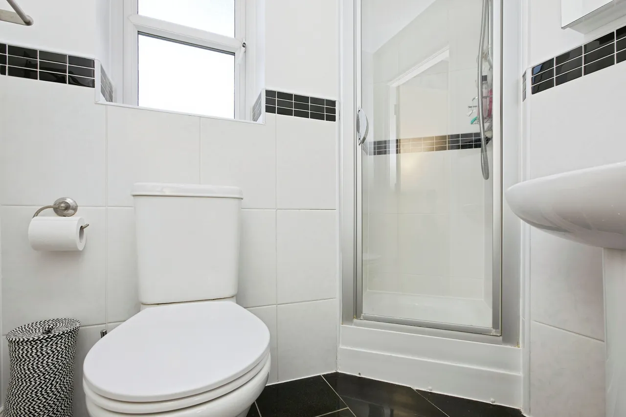 Channel Crescent, Derby, photo 8