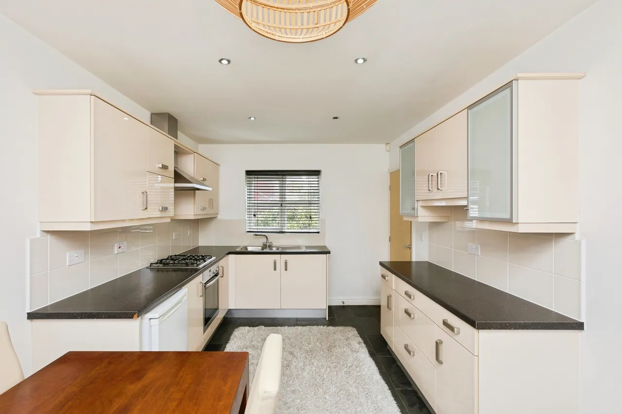 Channel Crescent, Derby, photo 2