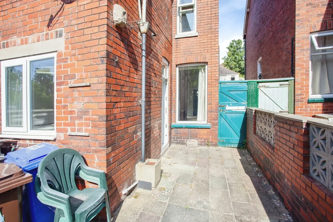 Vickers Road, SHEFFIELD, South Yorkshire, S5, photo 2