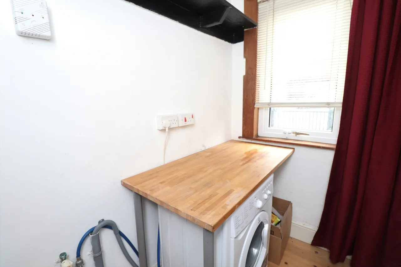 Armley Park Road, Leeds, LS12, photo 14