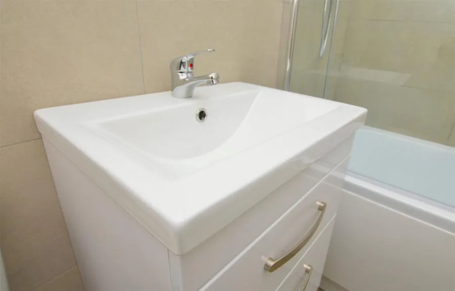 London Road, Redhill, RH1, photo 9