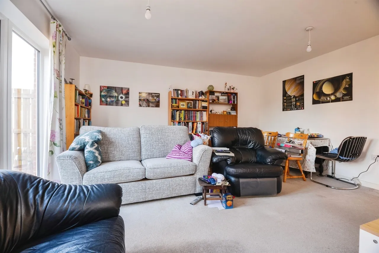 Sculptor Crescent, Stockton-On-Tees, TS18, photo 4
