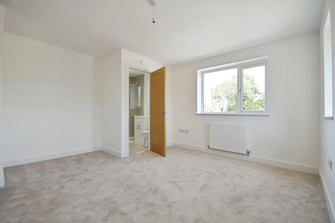 Belmont Drive, Stocksbridge, Sheffield, photo 11