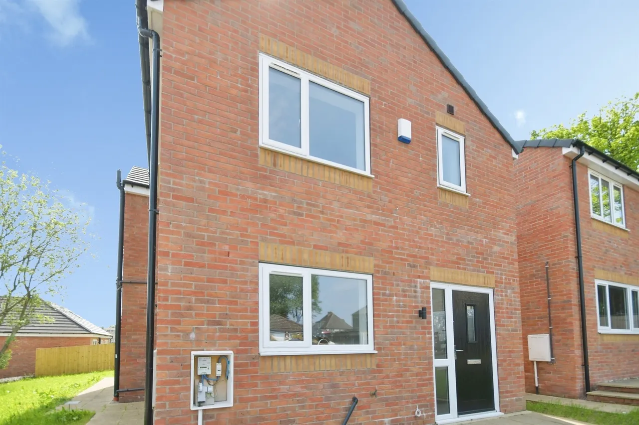 Belmont Drive, Stocksbridge, Sheffield, photo 2
