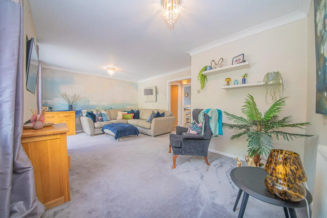 Mitre Copse, Bishopstoke, EASTLEIGH, Hampshire, SO50 8QE, photo 11