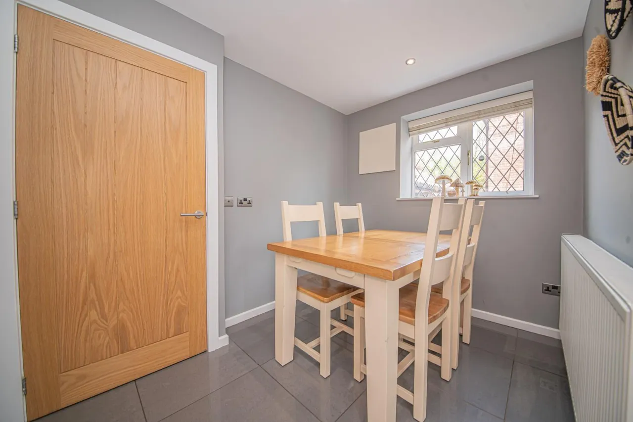 Mitre Copse, Bishopstoke, EASTLEIGH, Hampshire, SO50 8QE, photo 9
