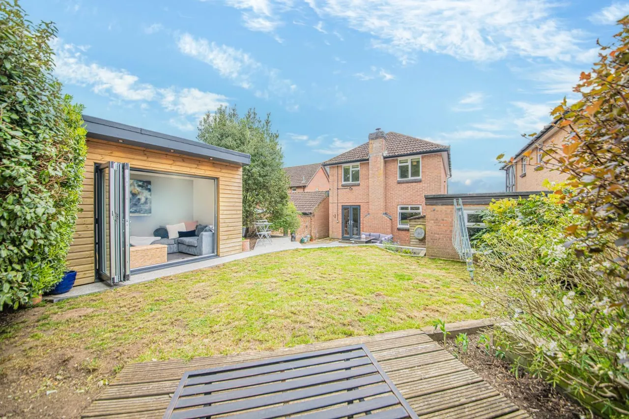 Mitre Copse, Bishopstoke, EASTLEIGH, Hampshire, SO50 8QE, photo 27