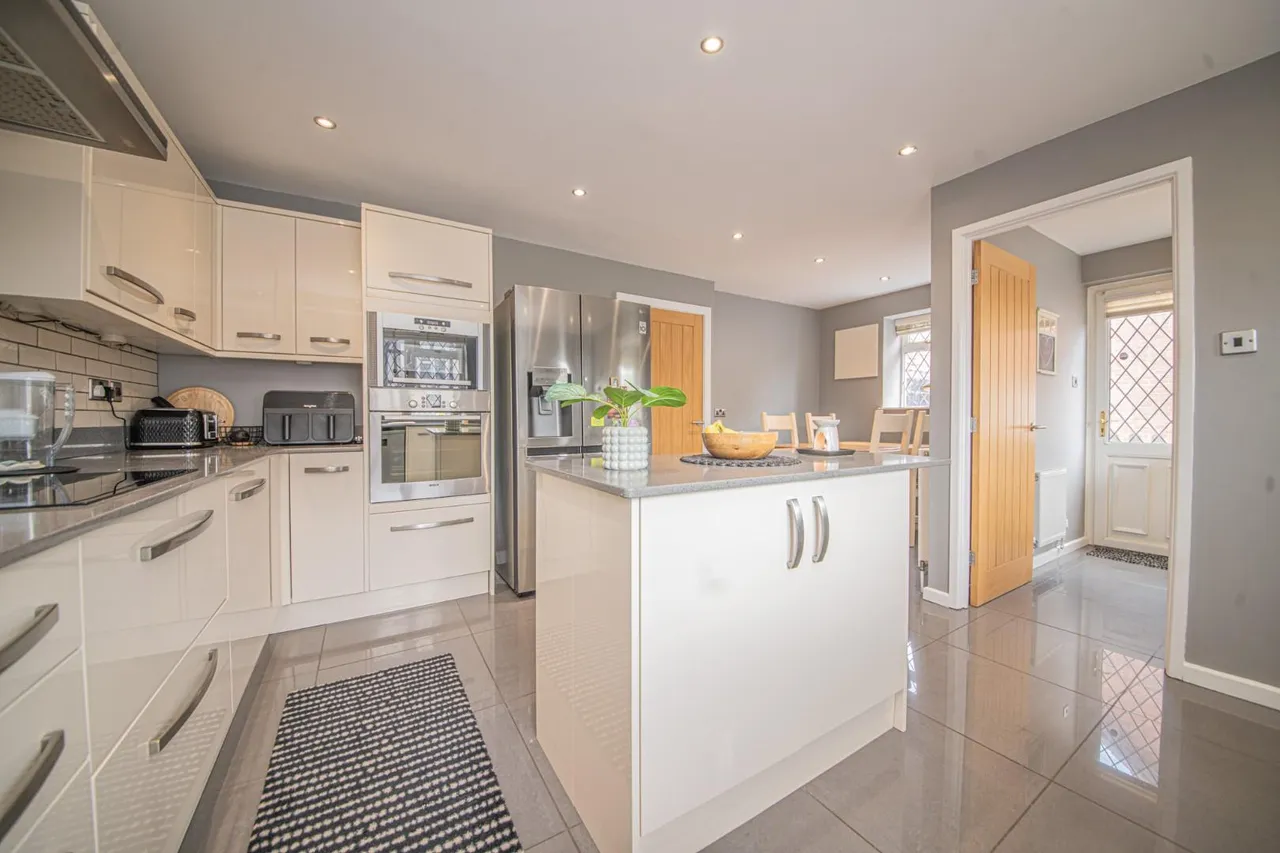 Mitre Copse, Bishopstoke, EASTLEIGH, Hampshire, SO50 8QE, photo 6