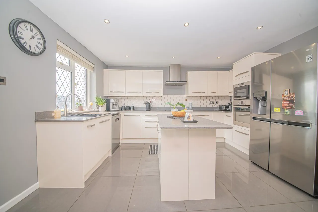 Mitre Copse, Bishopstoke, EASTLEIGH, Hampshire, SO50 8QE, photo 3