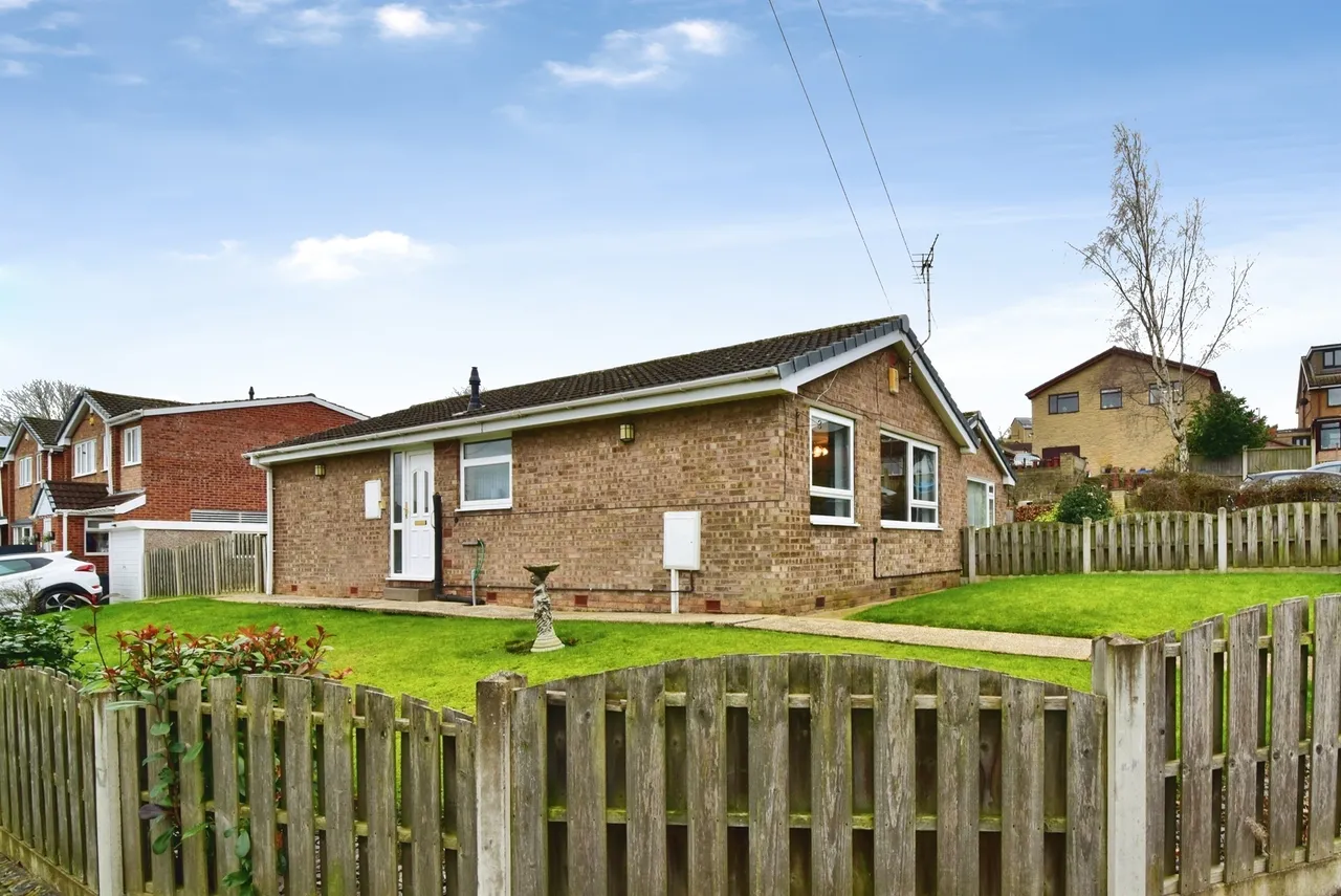 2 bed house for sale, Kirkcroft Drive, Killamarsh, S21