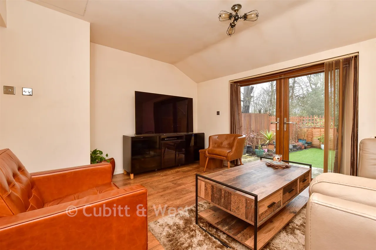 Blenheim Crescent, South Croydon, CR2, photo 2