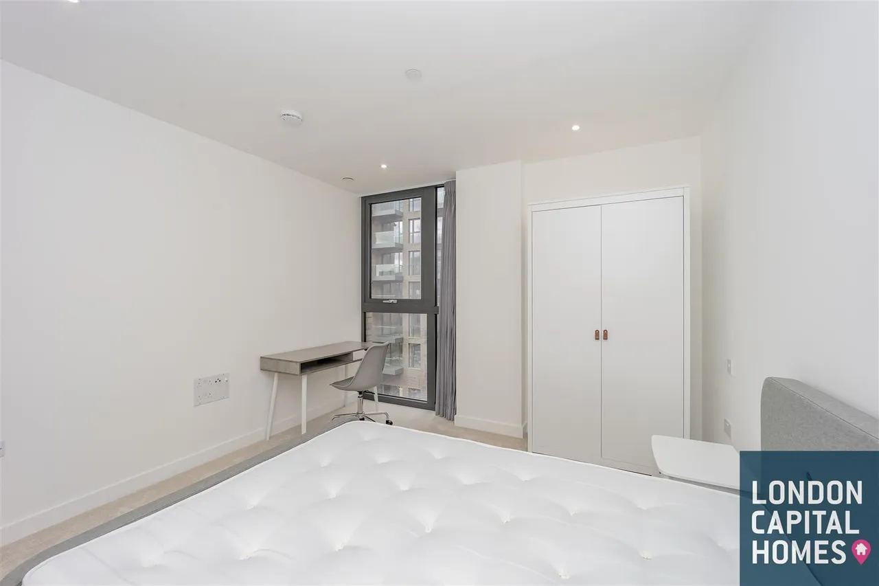 Coster Avenue, London, photo 10