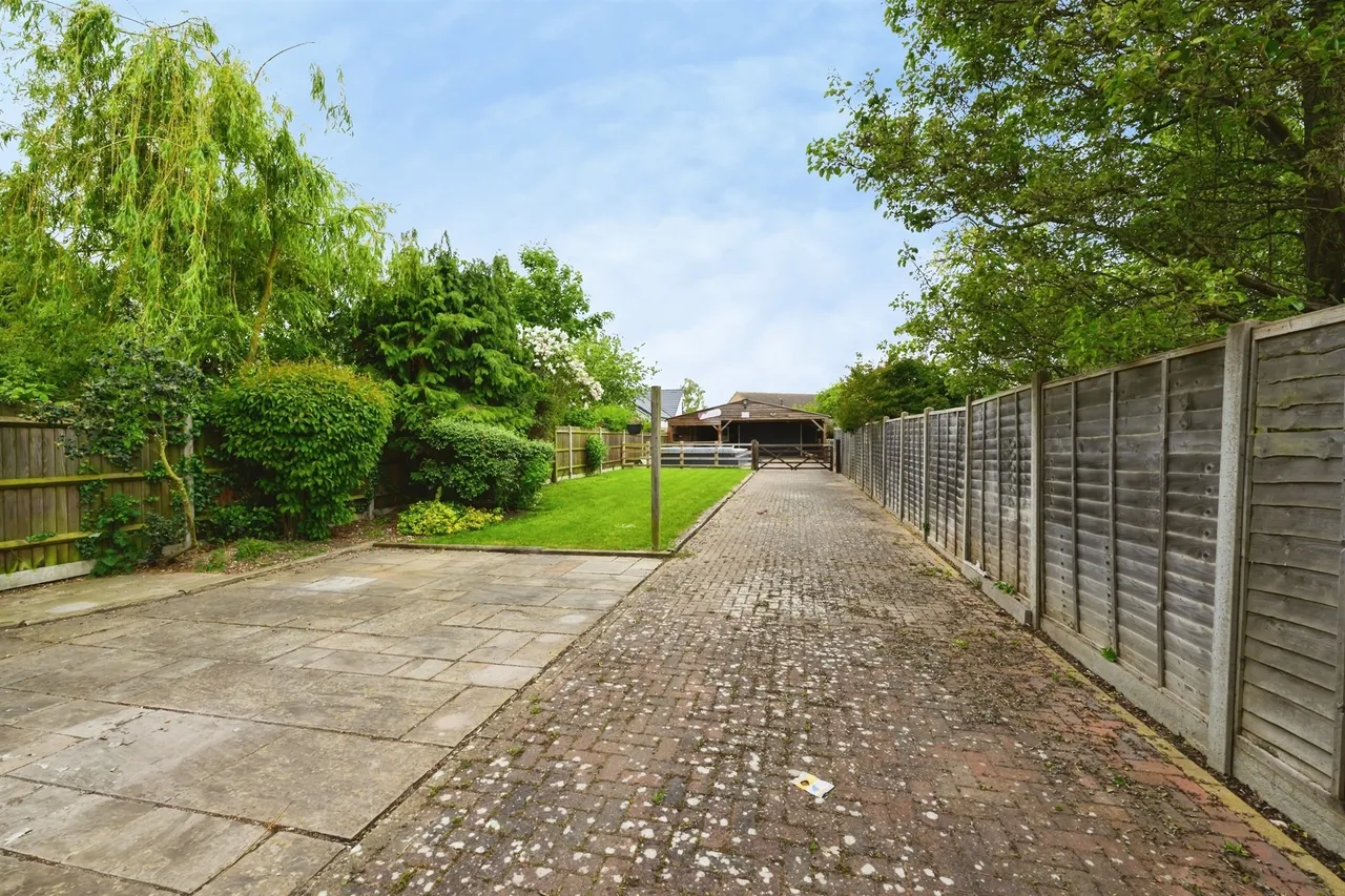 Peterborough Road, Farcet, PE7, photo 19
