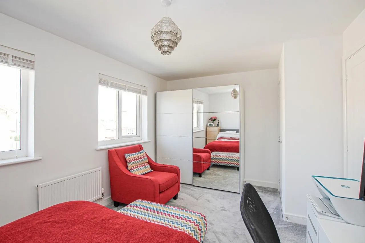 Wallis Drive, Leighton Buzzard, LU7, photo 10