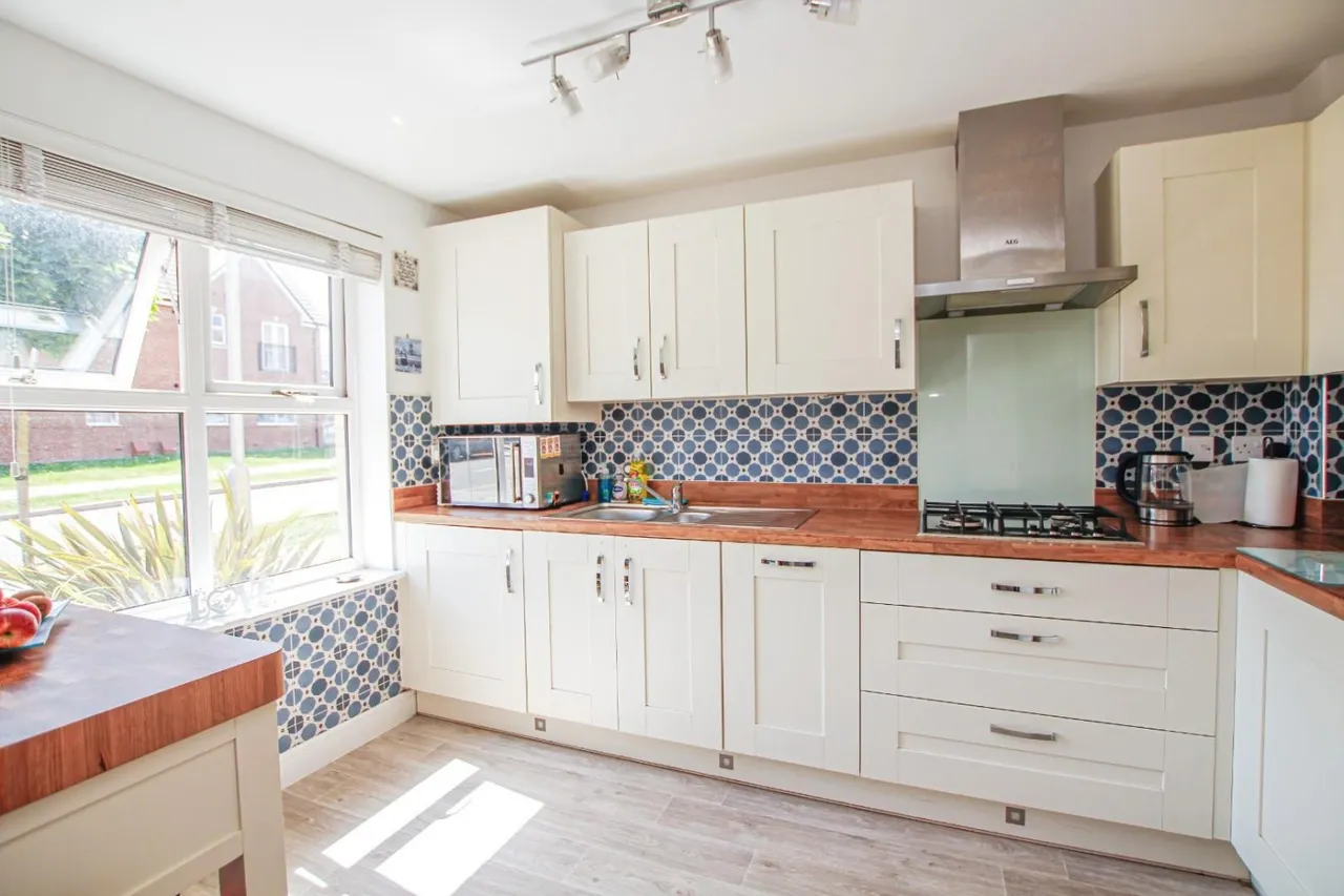 Wallis Drive, Leighton Buzzard, LU7, photo 5