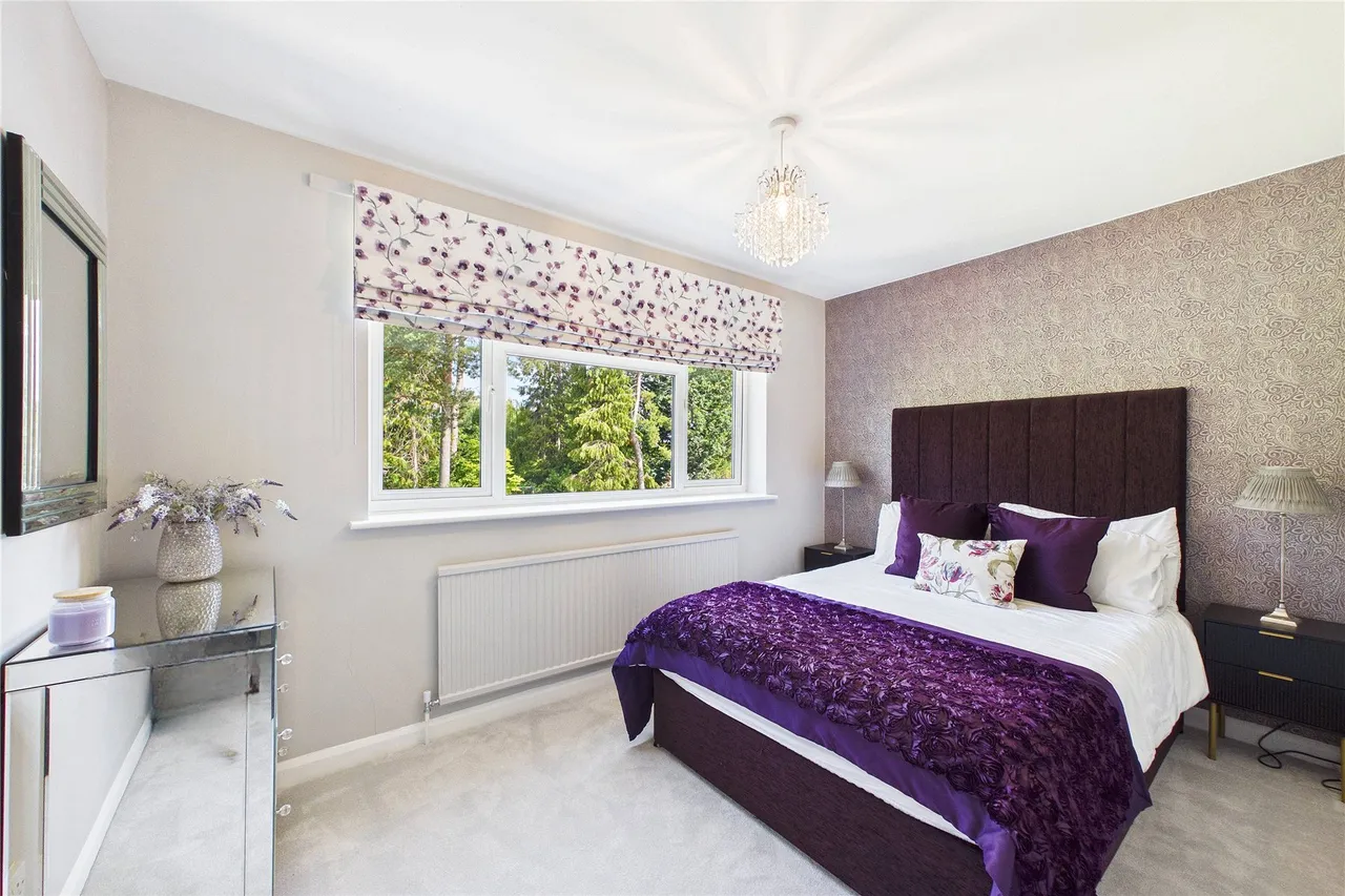 Ambleside Road, Lightwater, GU18, photo 15