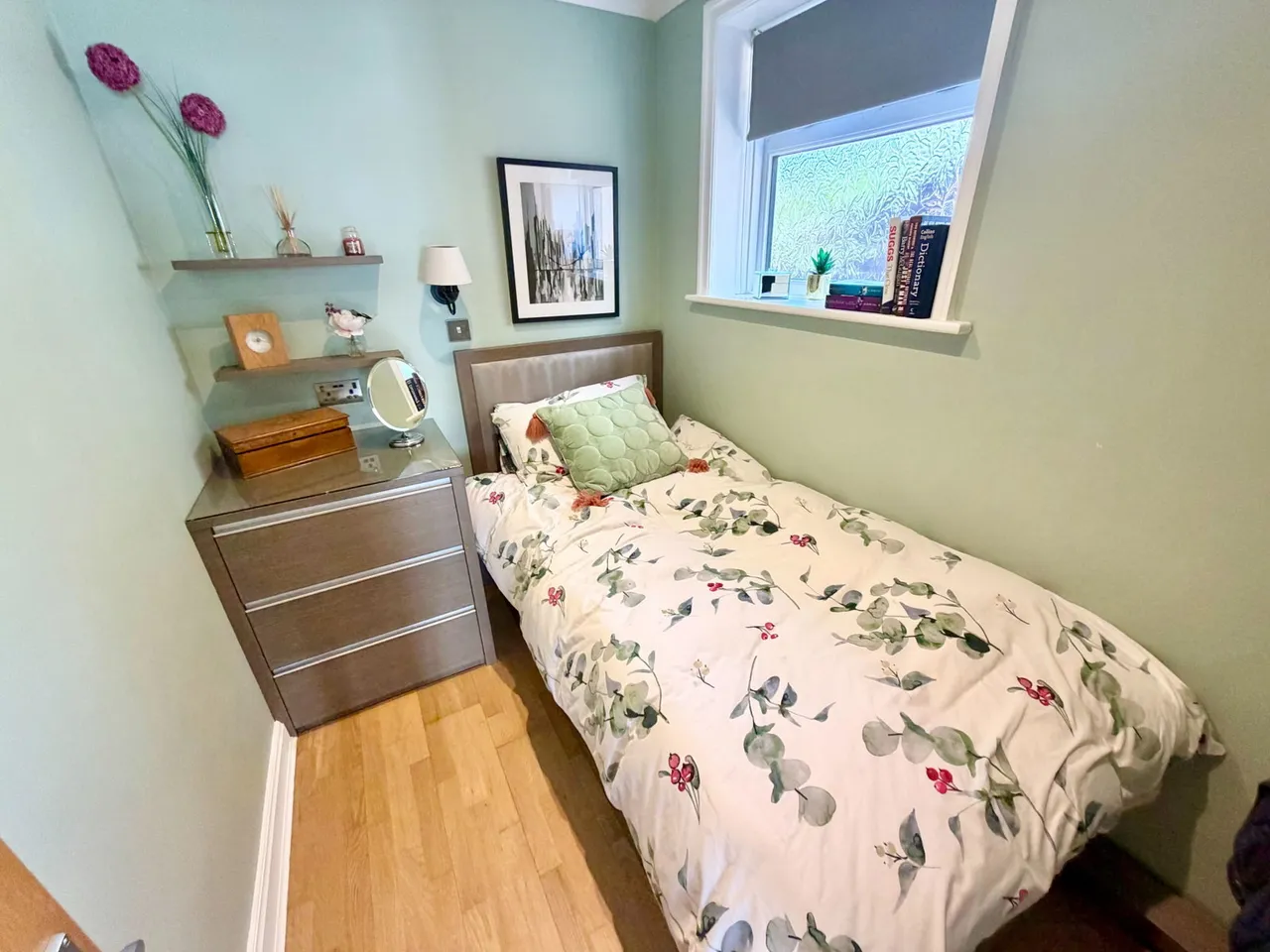 Colin Close, Colindale, London, NW9 6RT, photo 6