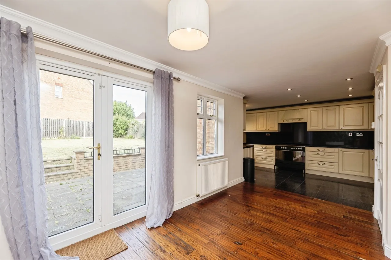 Chatsworth Avenue, Pontefract, photo 12