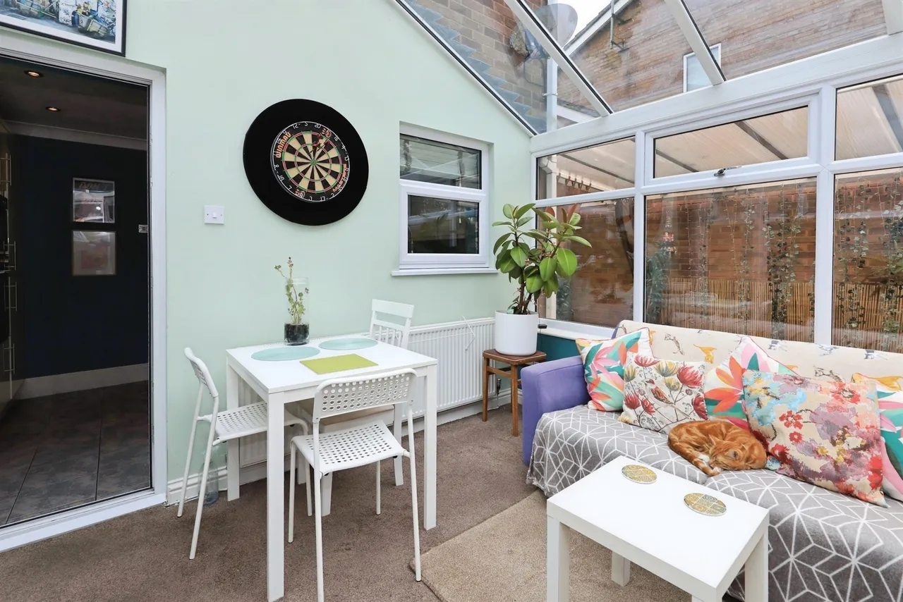 Bridgewater Drive, Bilston, WV14, photo 14