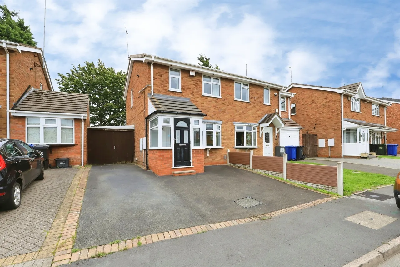 2 bed house for sale, Bridgewater Drive, Bilston, WV14