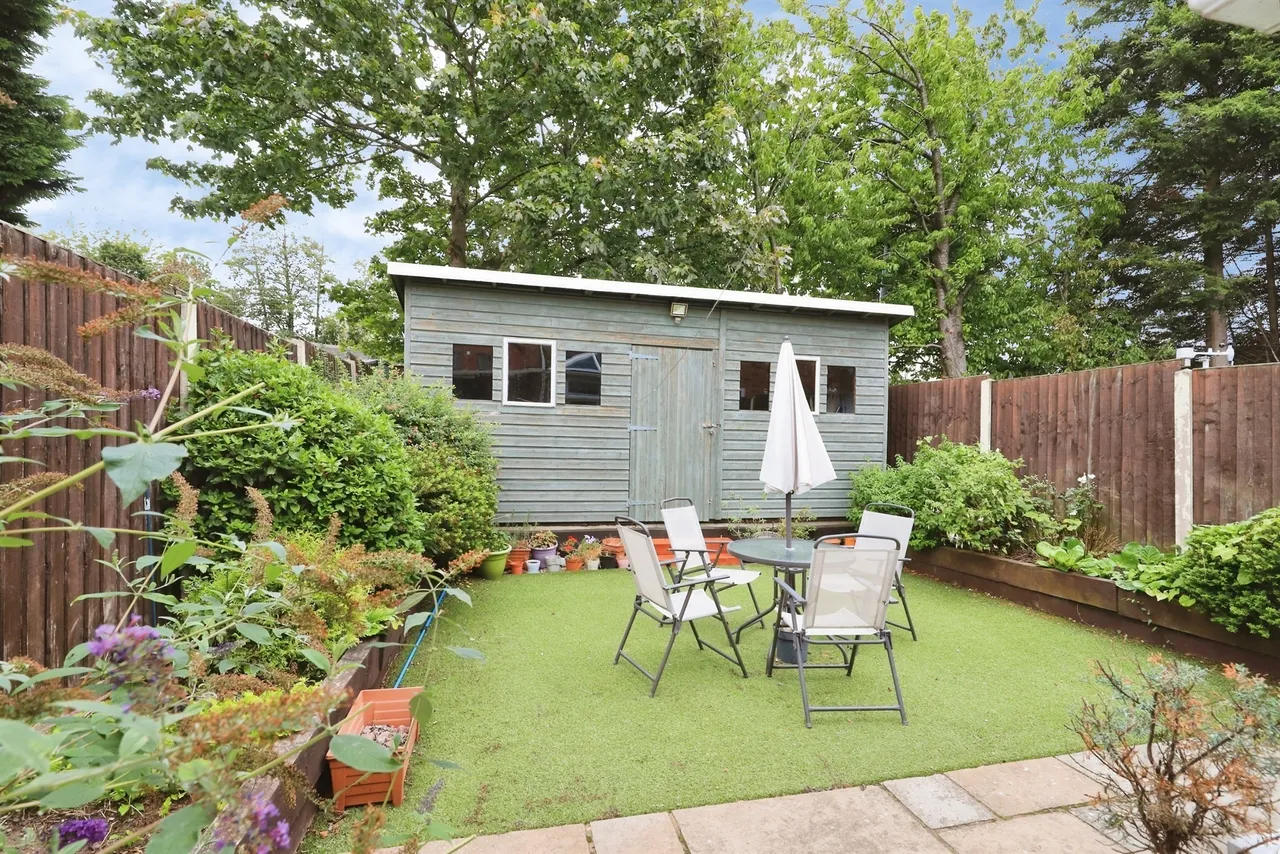 Bridgewater Drive, Bilston, WV14, photo 12
