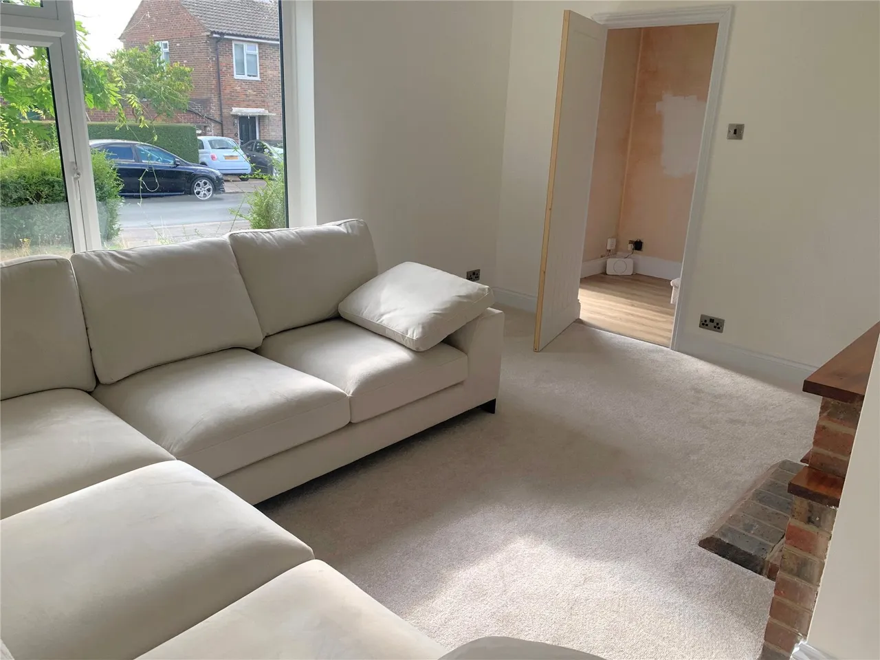 Spring Way, East Grinstead, RH19, photo 11
