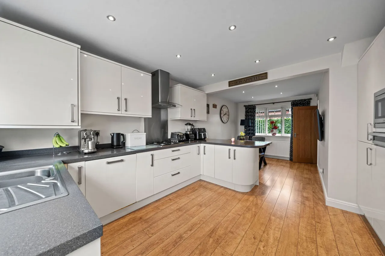 Atherton Road, Hindley Green, Wigan, WN2 4SA, photo 3