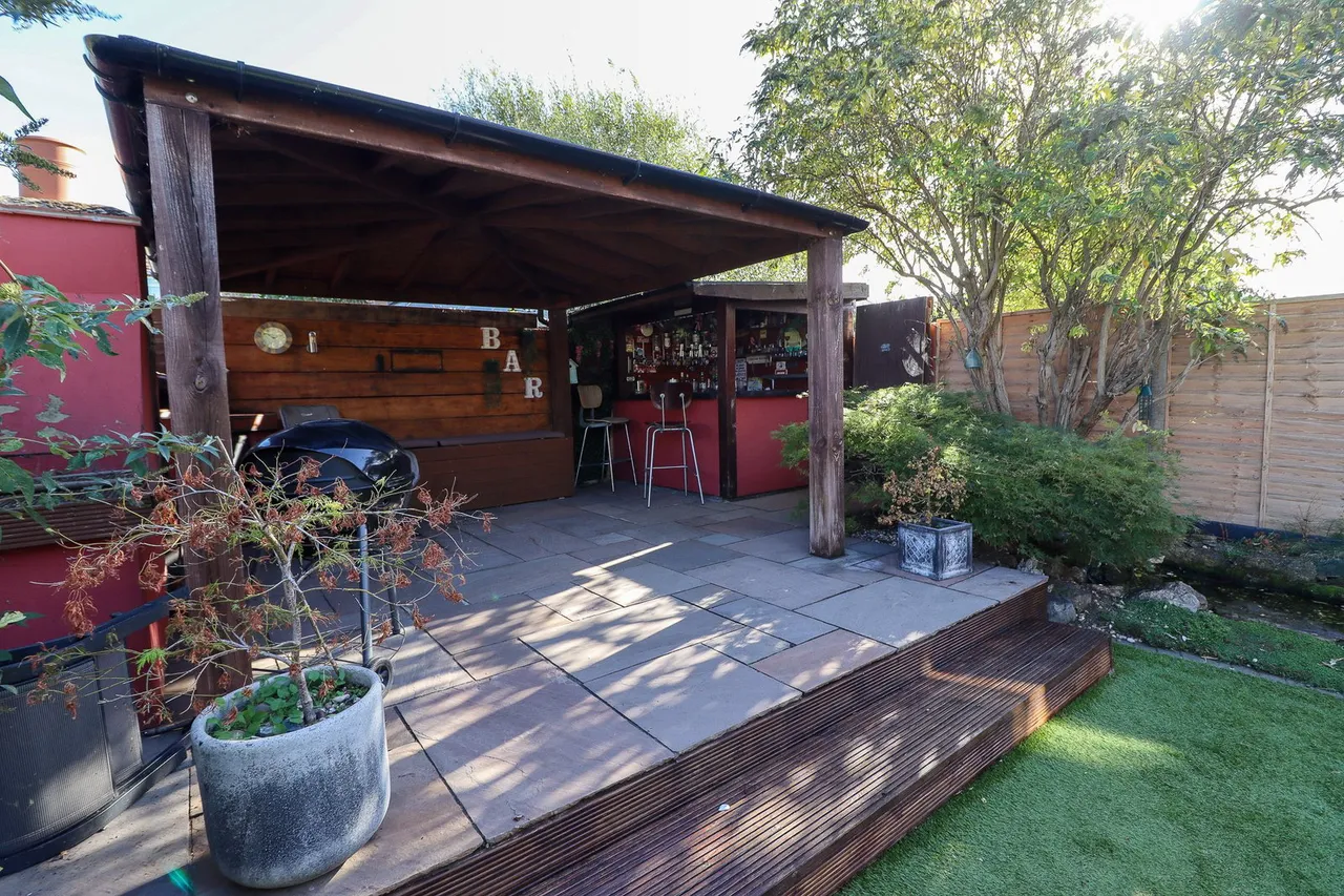 Philip Gardens, St. Neots, PE19, photo 18