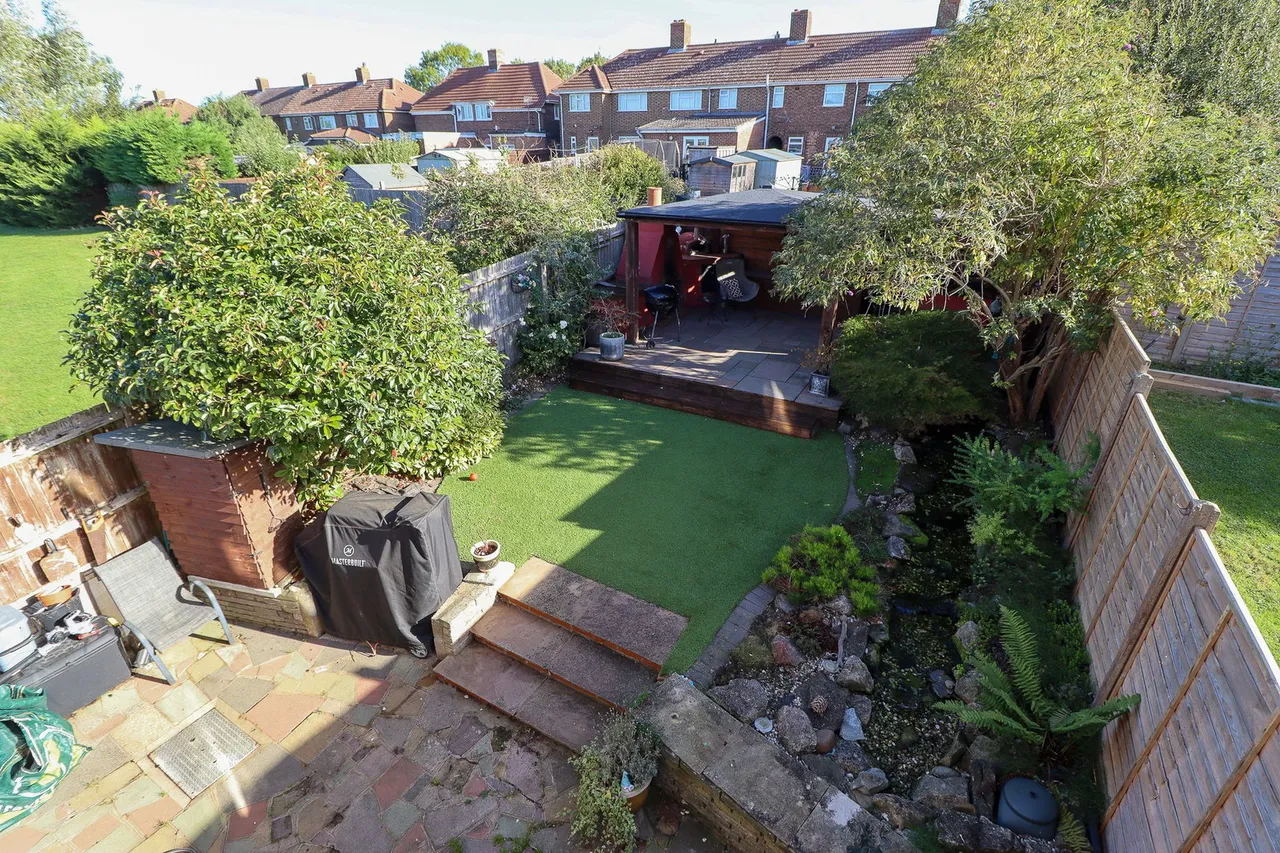 Philip Gardens, St. Neots, PE19, photo 22