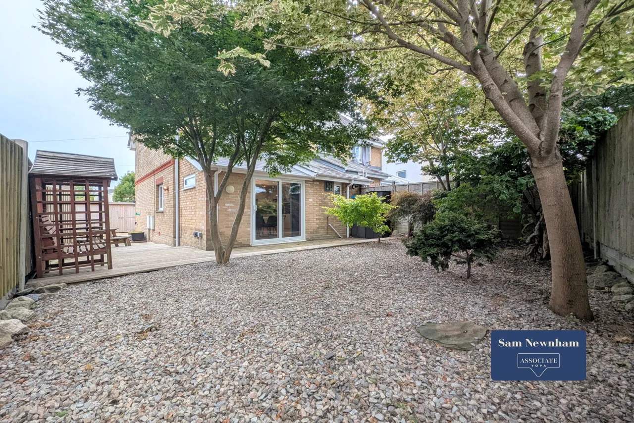 Grenville Drive, Ryde, PO33, photo 13