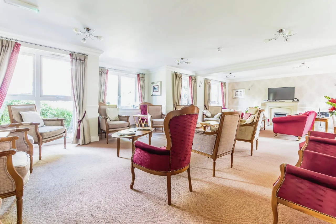 Caterham Lodge, 2 Stafford Road, Caterham, Surrey, CR3, photo 13
