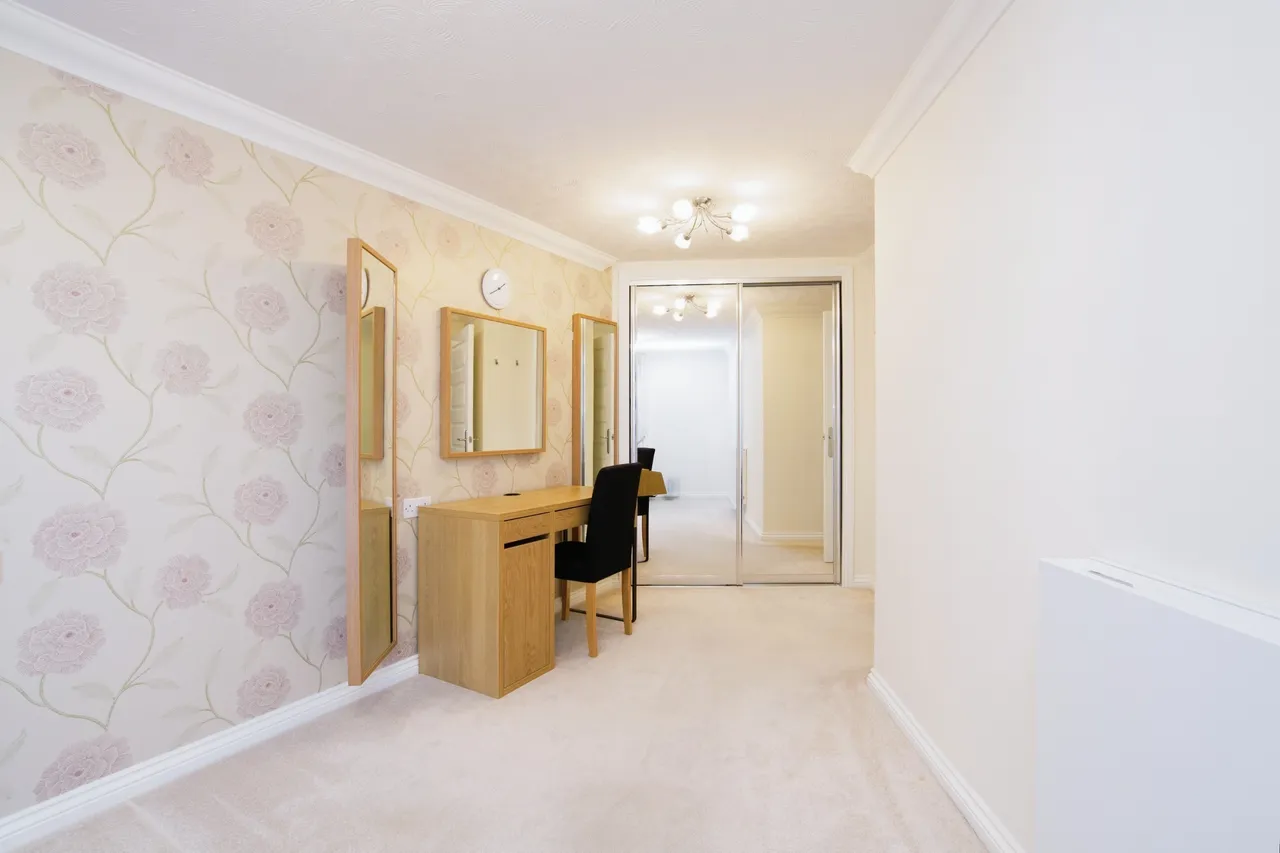 Caterham Lodge, 2 Stafford Road, Caterham, Surrey, CR3, photo 10