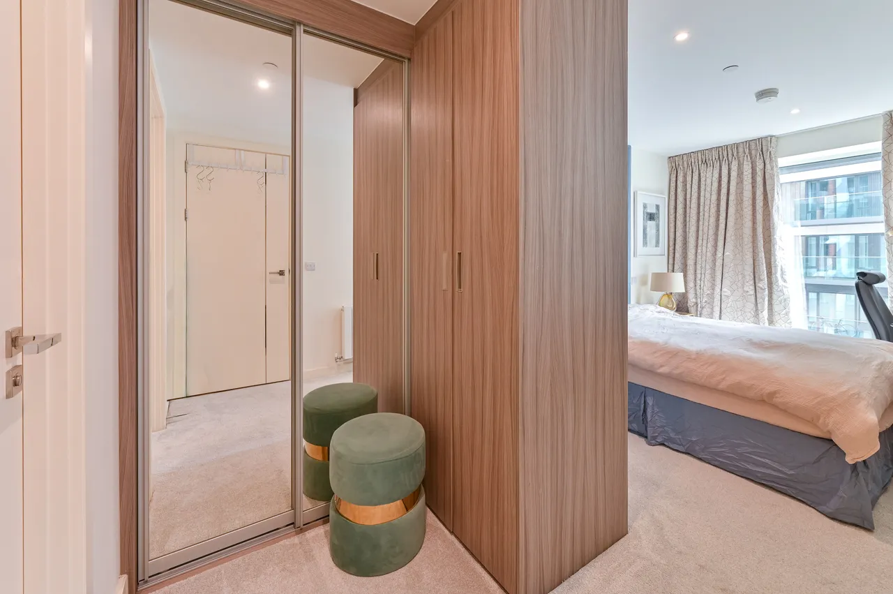 Flat 1205, Judde House, Duke of Wellington Avenue, London, photo 9