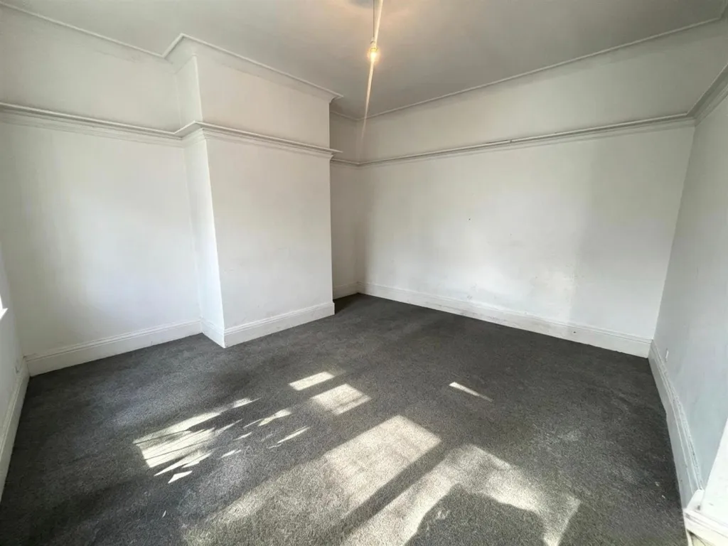 Derby Road, Ashton-under-Lyne, OL6, photo 8