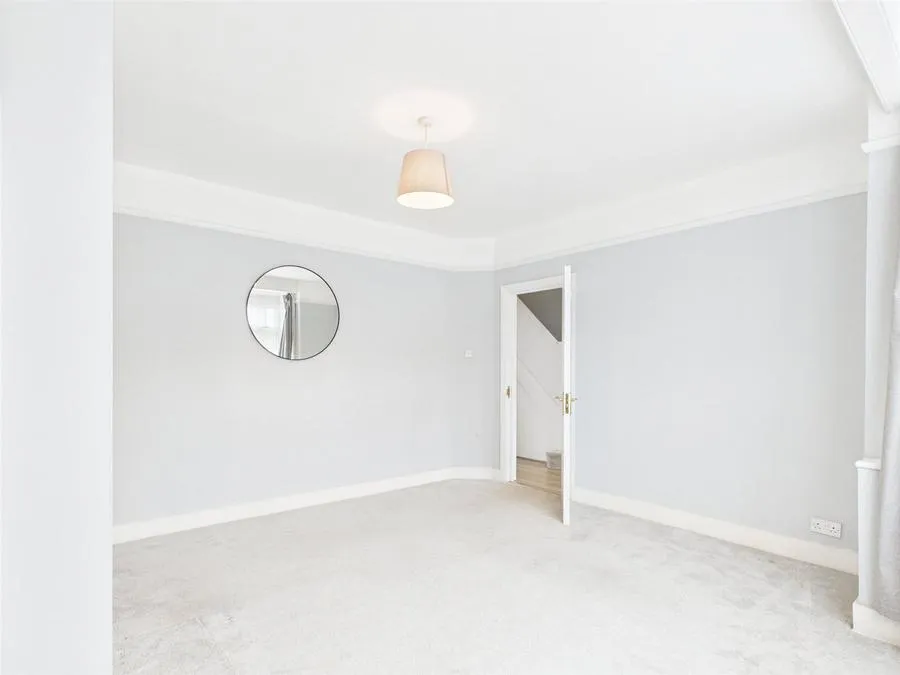 Fairway, London, SW20, photo 6
