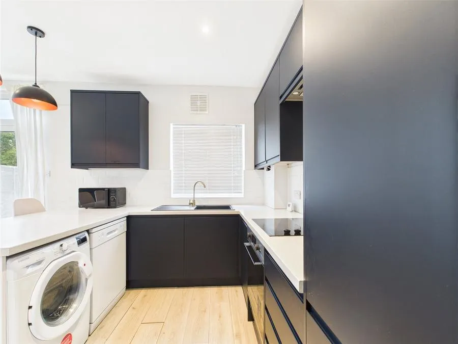 Fairway, London, SW20, photo 12
