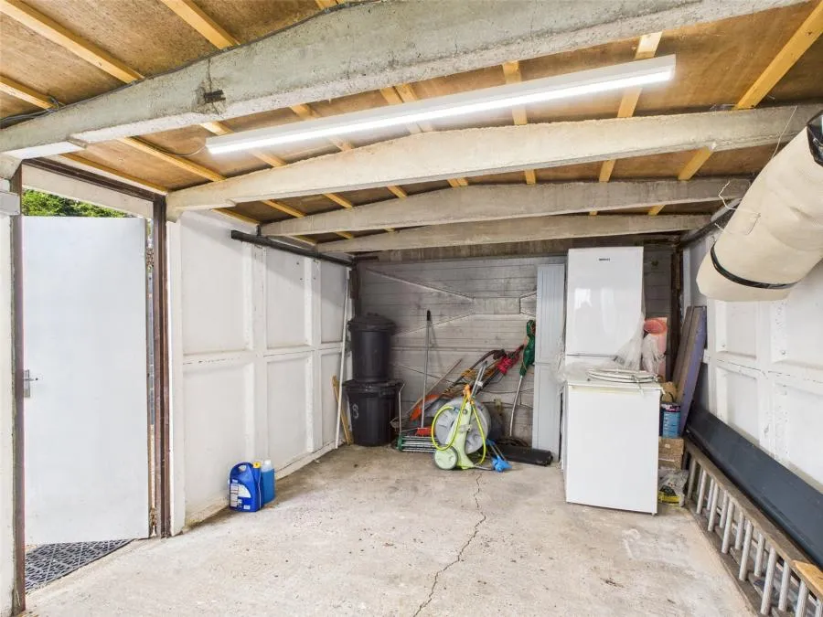 Fairway, London, SW20, photo 19