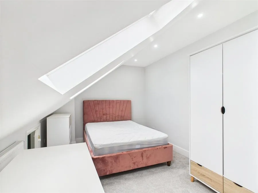 Fairway, London, SW20, photo 16