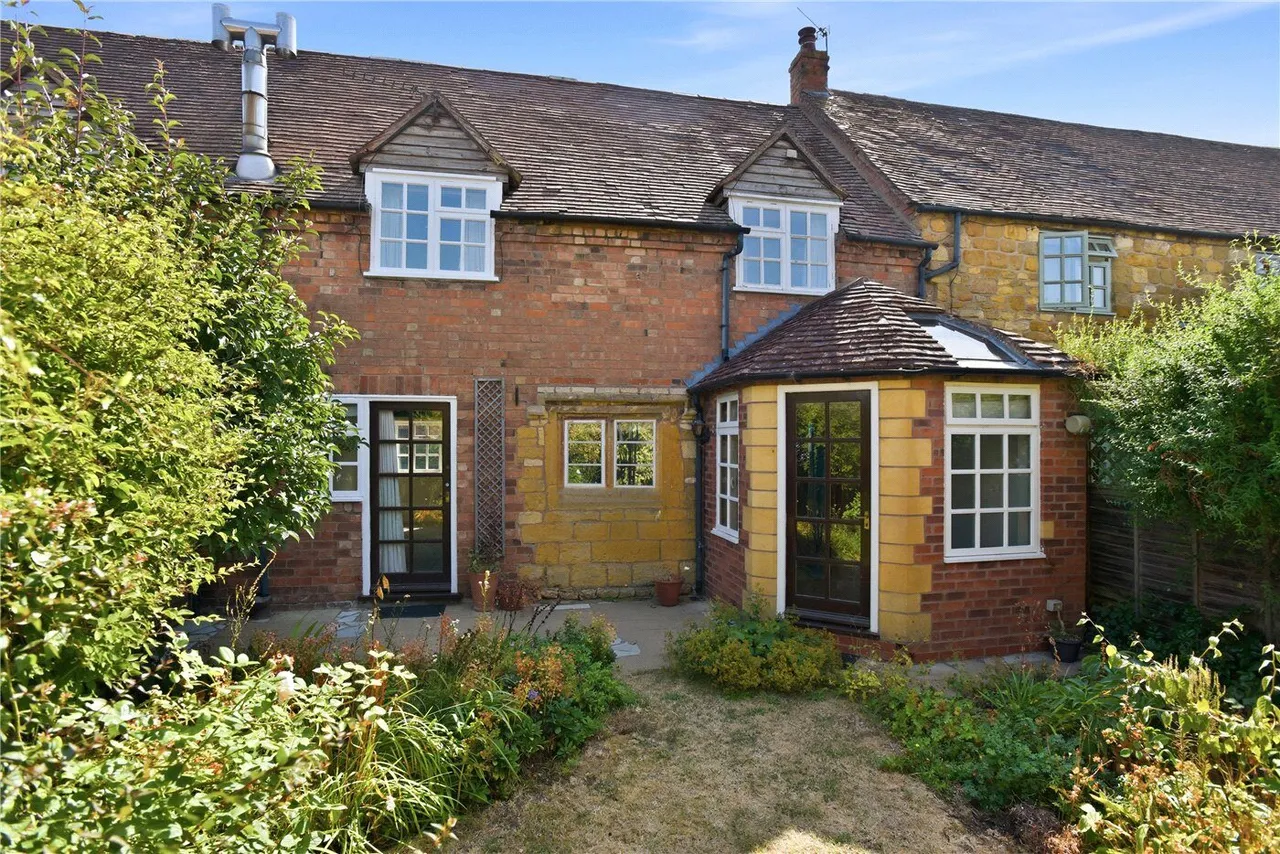 3 bed house for sale, College Farm Drive, Lower Quinton, CV37