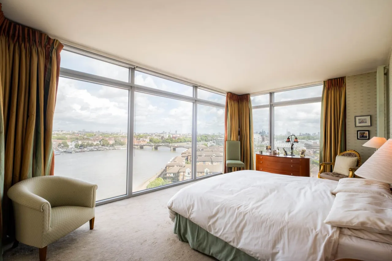 The Montevetro Building, Battersea, SW11 3YL, photo 3