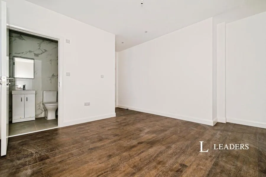 Chapel Road, Worthing, BN11, photo 2