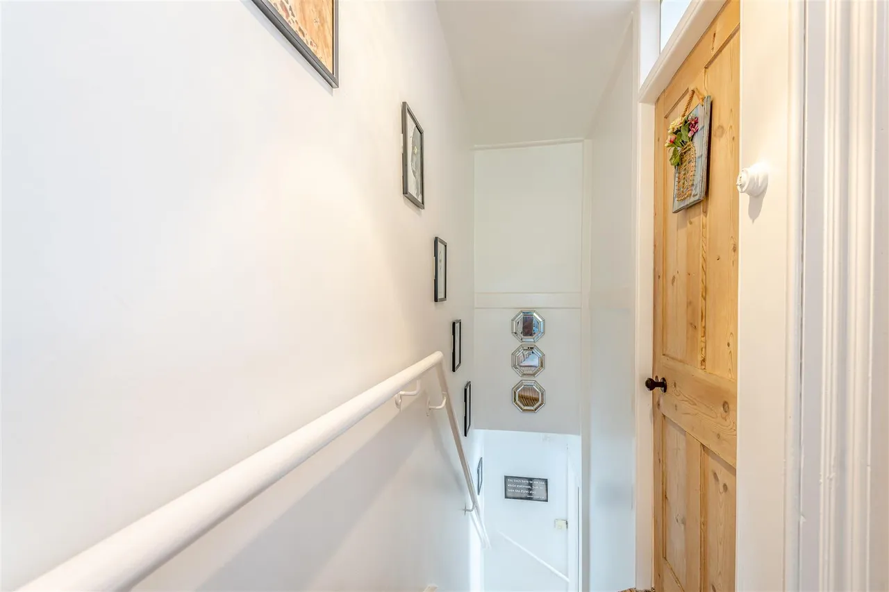 Tonbridge Road, Wateringbury, photo 9