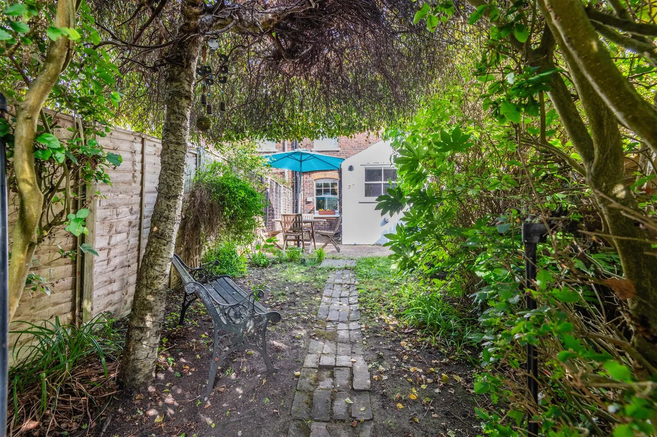 Tonbridge Road, Wateringbury, photo 16
