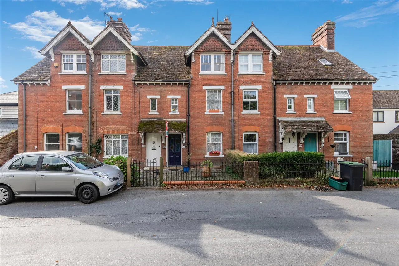 Tonbridge Road, Wateringbury, photo 6