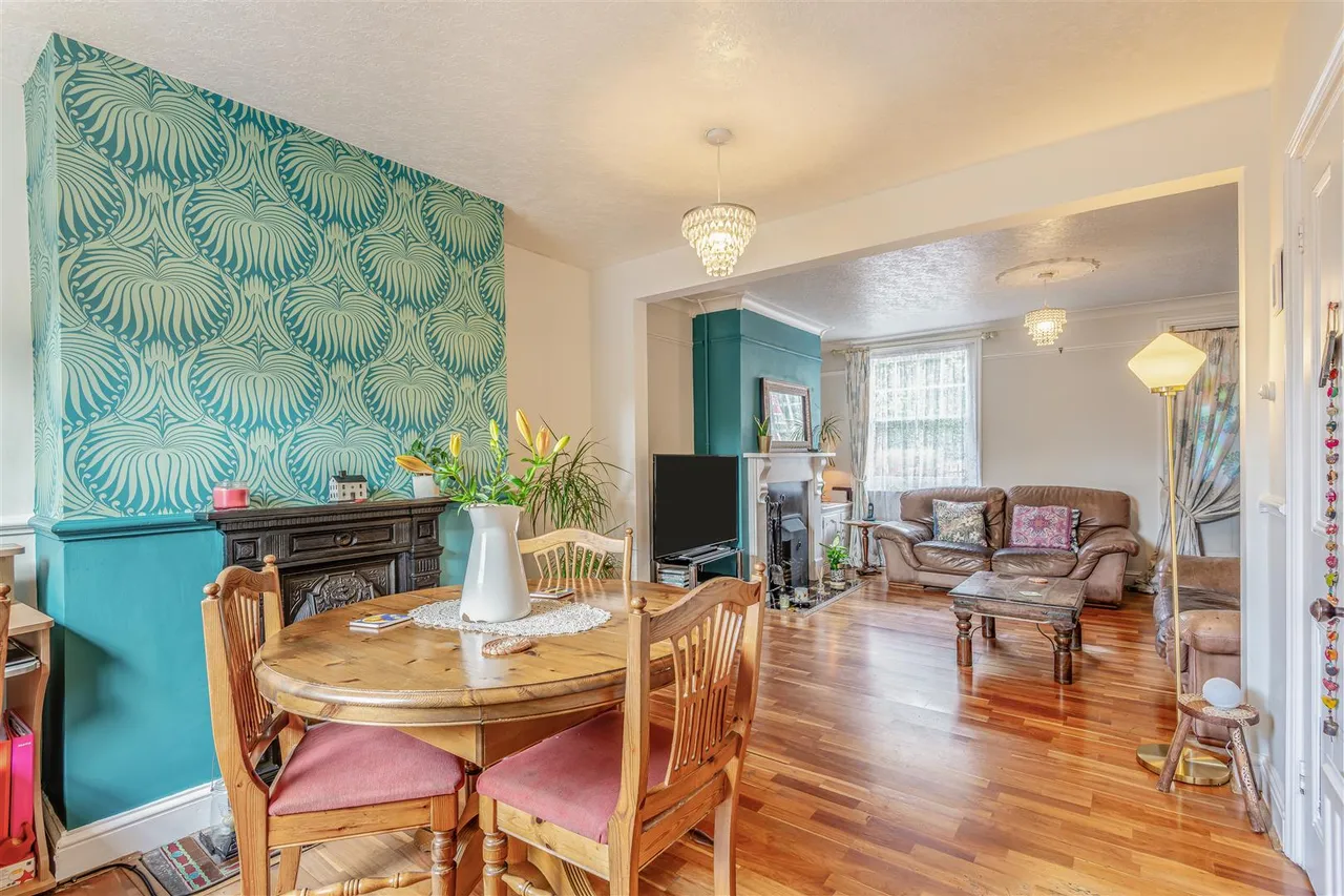 Tonbridge Road, Wateringbury, photo 3