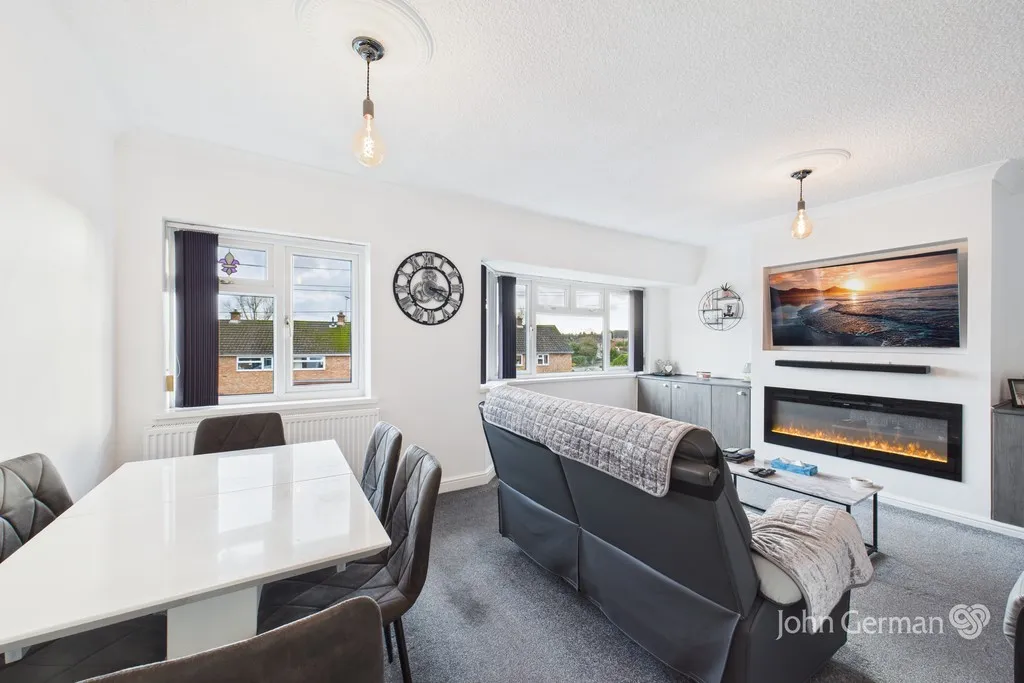 3 bed flat for sale, St. James Road, Barton-under-Needwood
