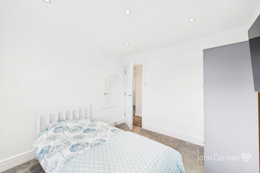 St. James Road, Barton-under-Needwood, photo 12